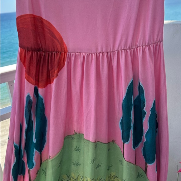 Maxi Dress with a floral Artistic Print - Picture 7 of 10